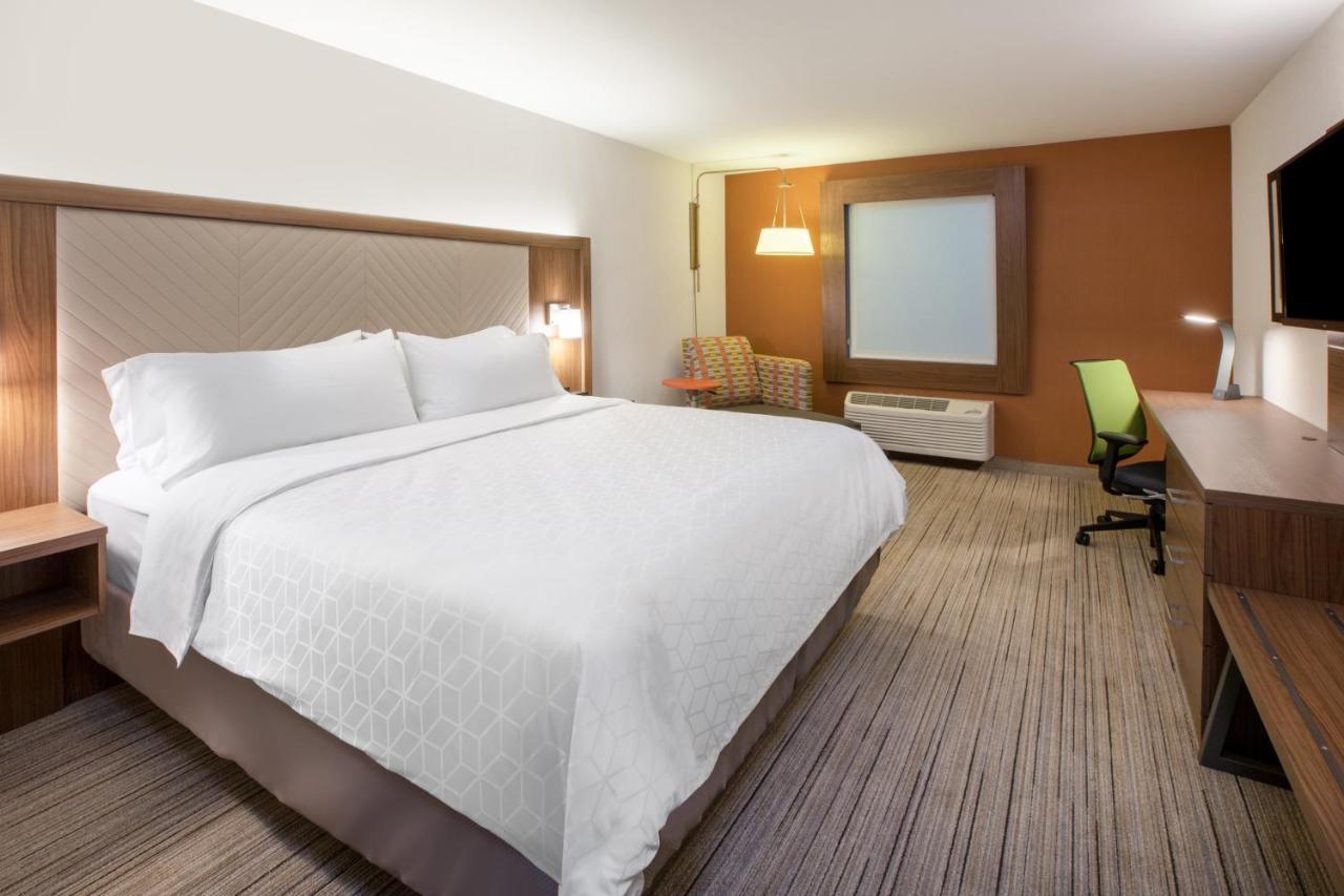 Holiday Inn Express & Suites Onalaska - La Crosse Area, An Ihg Hotel Exterior photo