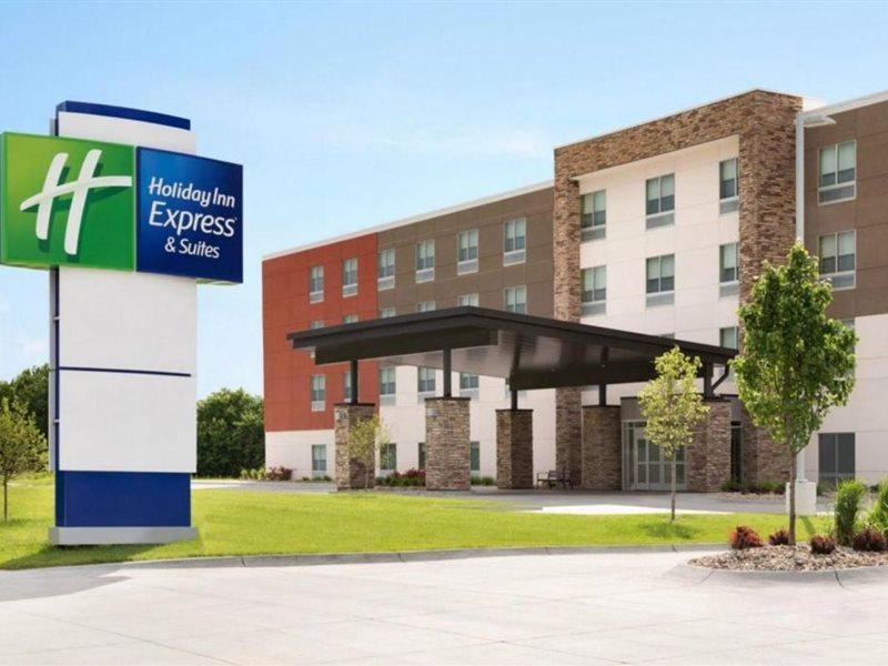 Holiday Inn Express & Suites Onalaska - La Crosse Area, An Ihg Hotel Exterior photo