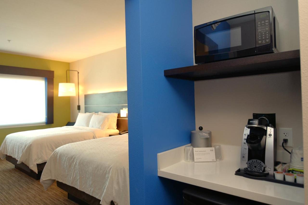 Holiday Inn Express & Suites Onalaska - La Crosse Area, An Ihg Hotel Exterior photo