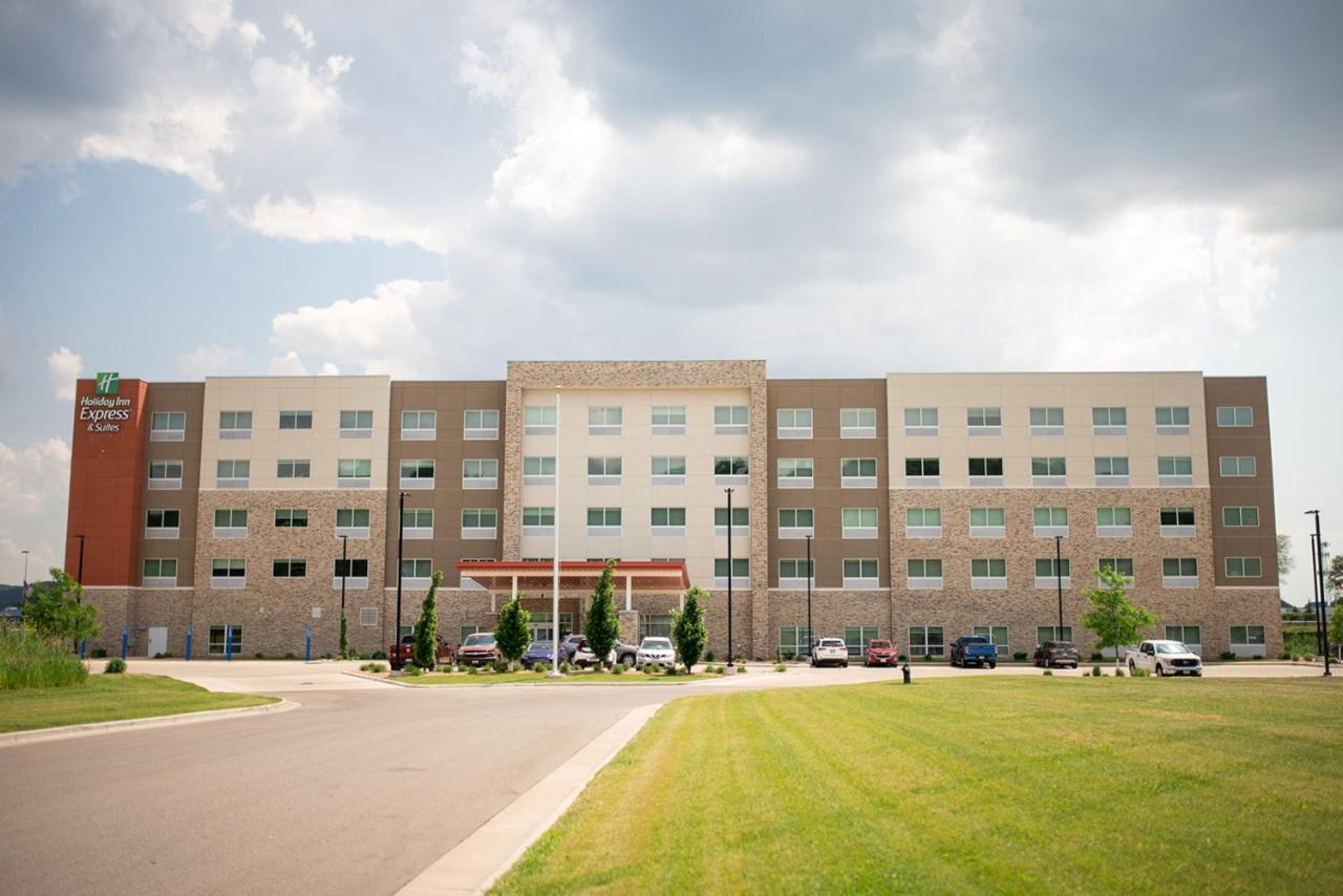 Holiday Inn Express & Suites Onalaska - La Crosse Area, An Ihg Hotel Exterior photo